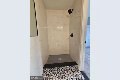 1963 W Spencer Avenue, Philadelphia, PA 19141 - Photo 15