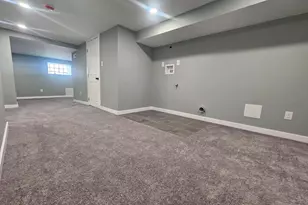 1963 W Spencer Ave, Philadelphia, PA 19141 - Photo 17