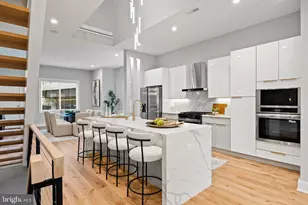 513 Salmon St, Philadelphia, PA 19125 - Photo 13