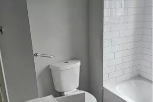 1902 Brunner St, Philadelphia, PA 19140 - Photo 9