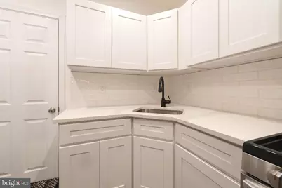 628 Miller Street, Philadelphia, PA 19125 - Photo 9