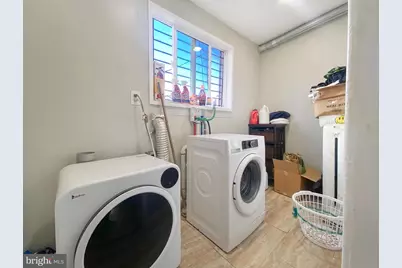 229 E Rockland Street, Philadelphia, PA 19120 - Photo 9