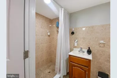 229 E Rockland Street, Philadelphia, PA 19120 - Photo 19