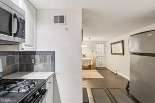 523 S Leithgow St, Philadelphia, PA 19147 - Photo 15