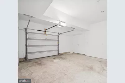 927 N Front Street #3, Philadelphia, PA 19123 - Photo 29