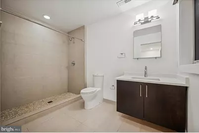 927 N Front Street #3, Philadelphia, PA 19123 - Photo 17