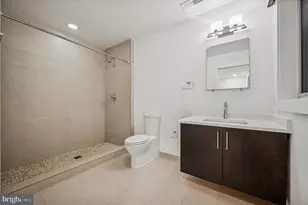 927 N Front St, Philadelphia, PA 19123 - Photo 17