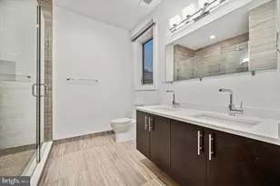 927 N Front St, Philadelphia, PA 19123 - Photo 23