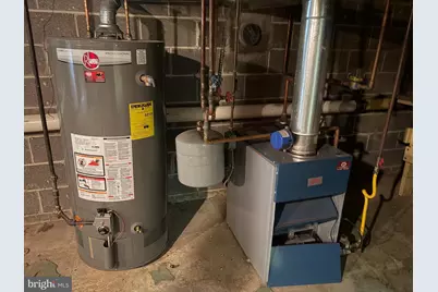 4816 Aubrey Avenue, Philadelphia, PA 19114 - Photo 29