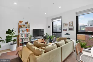 2007 Cambridge St, Philadelphia, PA 19130 - Photo 7