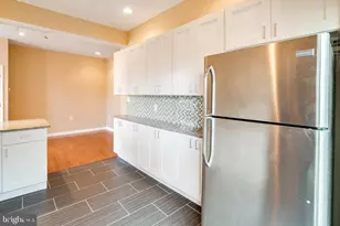 2501 Carpenter St, Philadelphia, PA 19146 - Photo 9