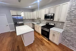 1109 Christian St, Philadelphia, PA 19147 - Photo 9