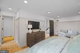 242 Locust St, Philadelphia, PA 19106 - Photo 33