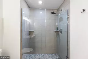 1323 Crease St, Philadelphia, PA 19125 - Photo 17