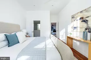 1023 Clinton St, Philadelphia, PA 19107 - Photo 19