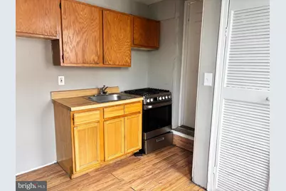 2366 N 4th Street #3RD FLOOR, Philadelphia, PA 19133 - Photo 1