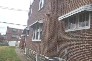 2223 Rhawn St, Philadelphia, PA 19152 - Photo 19