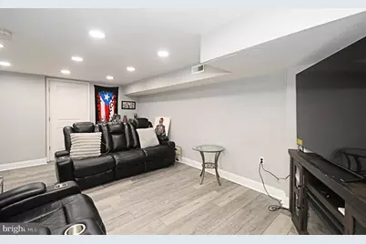 7027 Charles Street, Philadelphia, PA 19135 - Photo 33