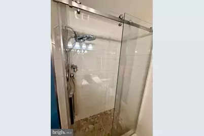 100 N 22nd Street #106, Philadelphia, PA 19103 - Photo 15