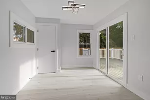 9319 Jackson St, Philadelphia, PA 19114 - Photo 15