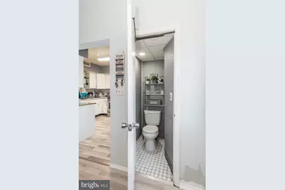 307 E Cheltenham Avenue, Philadelphia, PA 19120 - Photo 19