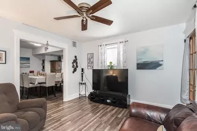 307 E Cheltenham Avenue, Philadelphia, PA 19120 - Photo 7