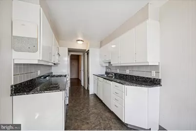 2401 Pennsylvania Avenue #4C44, Philadelphia, PA 19130 - Photo 13