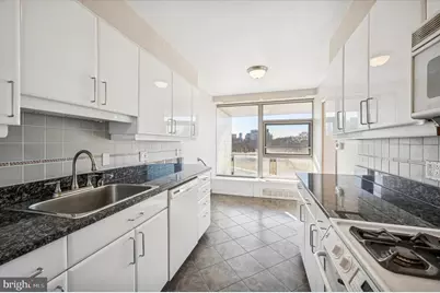 2401 Pennsylvania Avenue #4C44, Philadelphia, PA 19130 - Photo 15