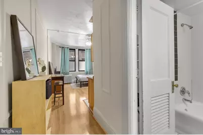 1324 Locust Street #329, Philadelphia, PA 19107 - Photo 9