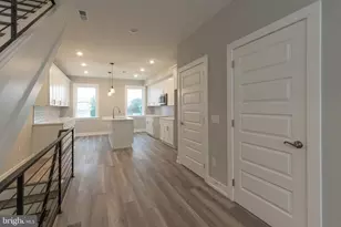 139 W Huntingdon, Philadelphia, PA 19133 - Photo 9