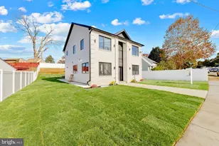 3215 Brookdale Rd, Philadelphia, PA 19114 - Photo 3