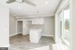 2339 N 10th St, Philadelphia, PA 19133 - Photo 11