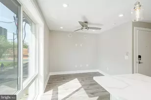 2339 N 10th St, Philadelphia, PA 19133 - Photo 9