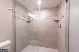 2339 N 10th St, Philadelphia, PA 19133 - Photo 13