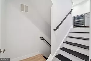 1448 N Myrtlewood St, Philadelphia, PA 19121 - Photo 25