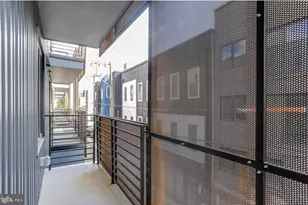 2009 N Howard St, Philadelphia, PA 19122 - Photo 7