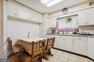 2127 Hoffnagle St, Philadelphia, PA 19152 - Photo 7