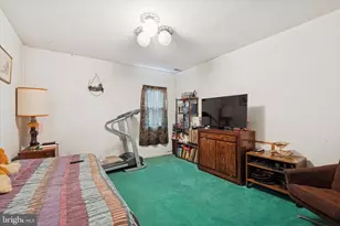 2127 Hoffnagle St, Philadelphia, PA 19152 - Photo 19