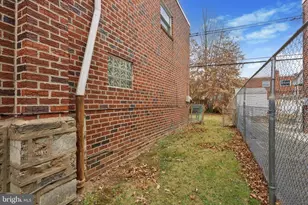 2127 Hoffnagle St, Philadelphia, PA 19152 - Photo 23