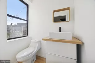 1253 S 32nd St, Philadelphia, PA 19146 - Photo 7