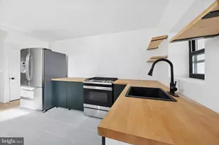 1253 S 32nd St, Philadelphia, PA 19146 - Photo 11