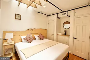 1522 Locust St, Philadelphia, PA 19102 - Photo 1