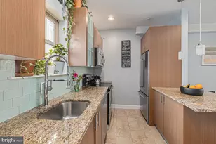 1935 W George St, Philadelphia, PA 19130 - Photo 5