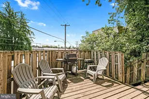 468 E Walnut Ln, Philadelphia, PA 19144 - Photo 13