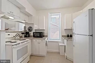 468 E Walnut Ln, Philadelphia, PA 19144 - Photo 5