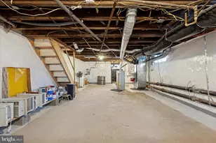 238 Kalos St, Philadelphia, PA 19128 - Photo 25