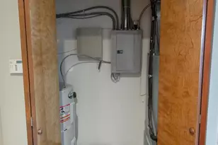 1411-1 Walnut St, Philadelphia, PA 19102 - Photo 7