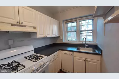 735 Melon Place #A, Philadelphia, PA 19123 - Photo 5