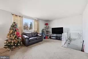 8010 Baldwin St, Philadelphia, PA 19150 - Photo 11