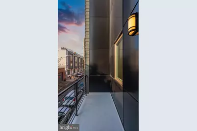 920 N 15th Street #2, Philadelphia, PA 19130 - Photo 9